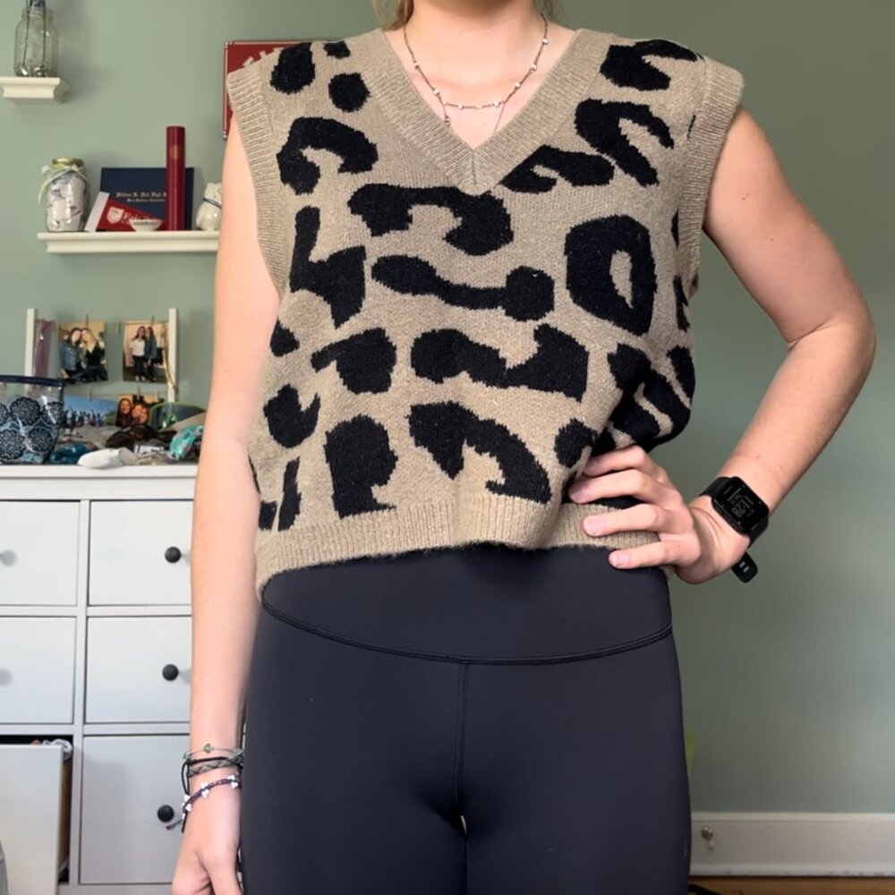 NWT Forever 21 Leopard Sweater Vest